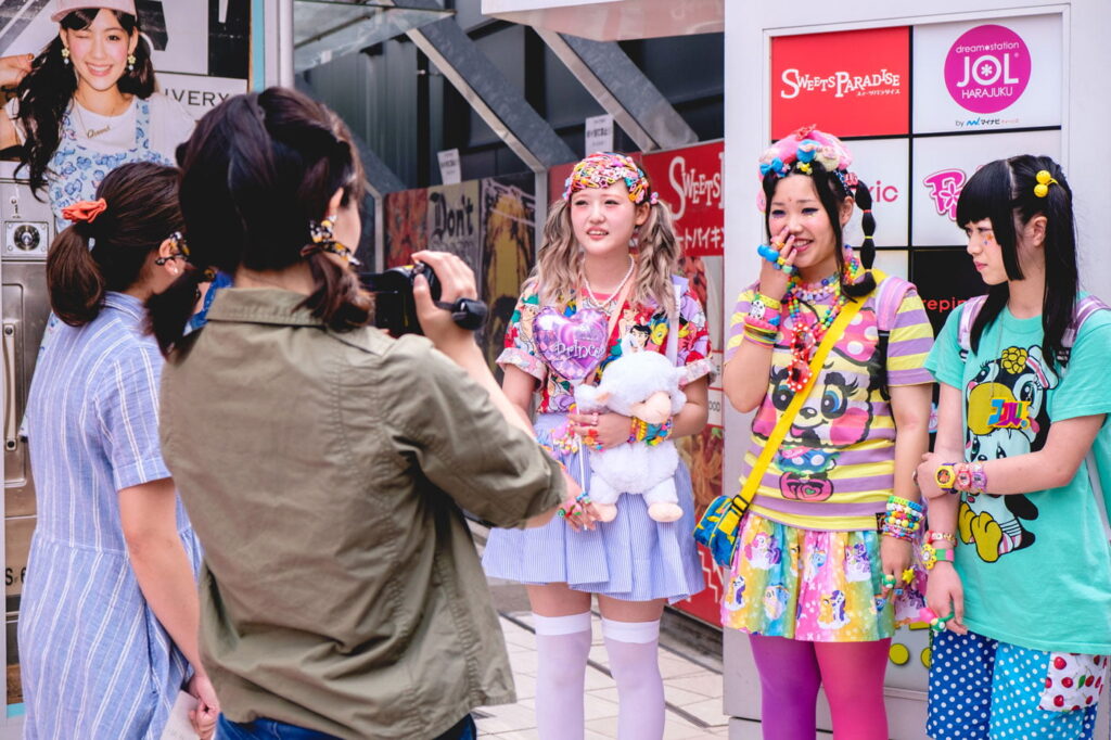 Harajuku decora street style girls Tokyo